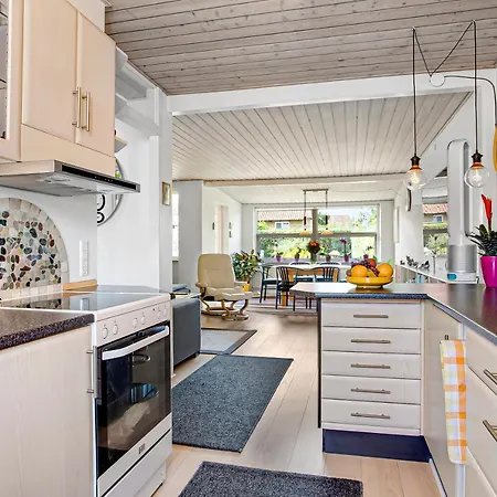 Fredelig Ved Sundet Og Norrestrand So Habitación en casa particular *