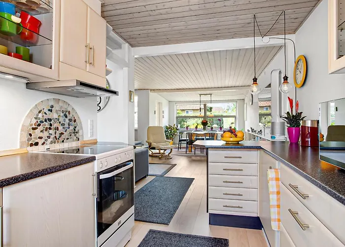 Fredelig Ved Sundet Og Norrestrand So Habitación en casa particular *