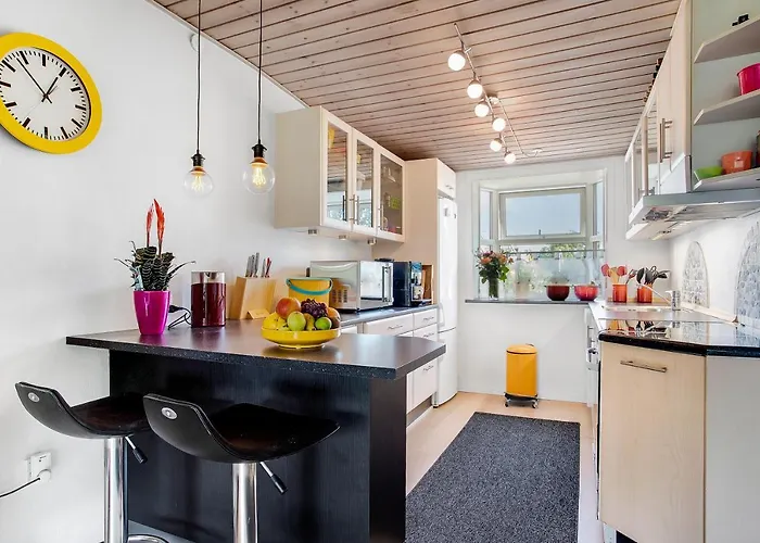Fredelig Ved Sundet Og Norrestrand So * Horsens